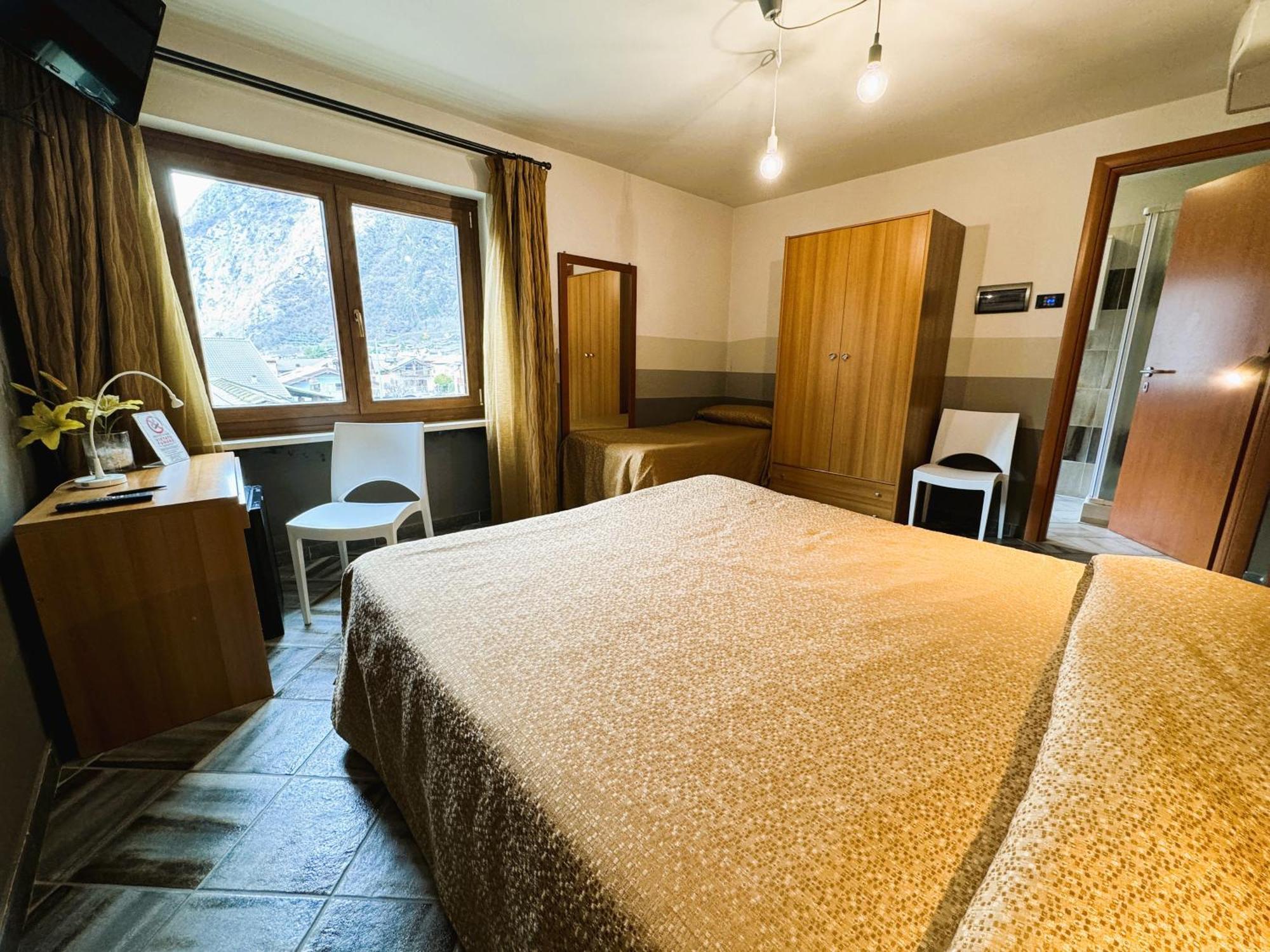 Hotel&Restaurant Armanac De Toubie Arnad المظهر الخارجي الصورة