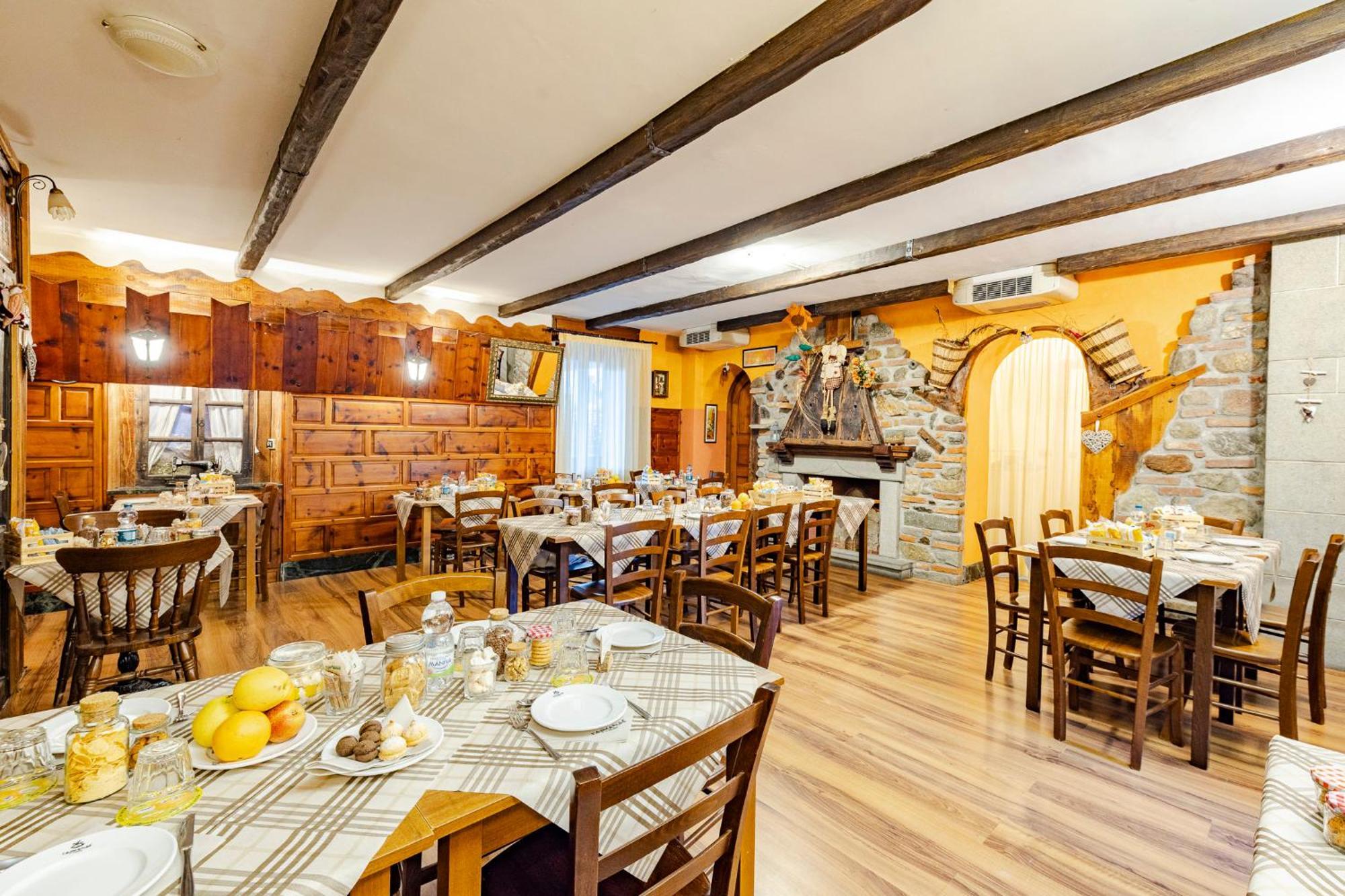 Hotel&Restaurant Armanac De Toubie Arnad المظهر الخارجي الصورة