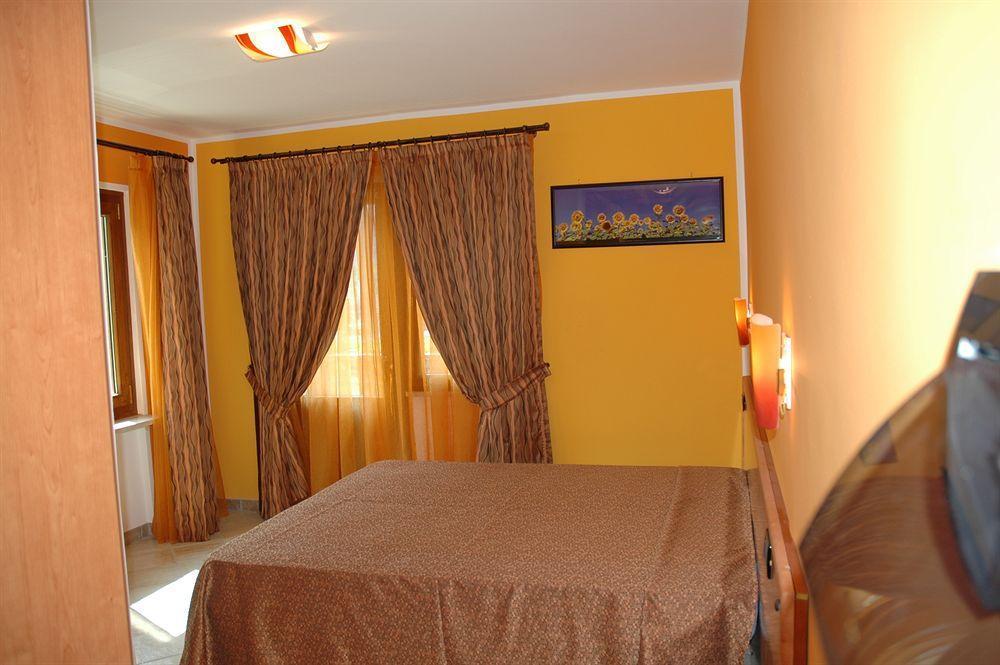 Hotel&Restaurant Armanac De Toubie Arnad المظهر الخارجي الصورة